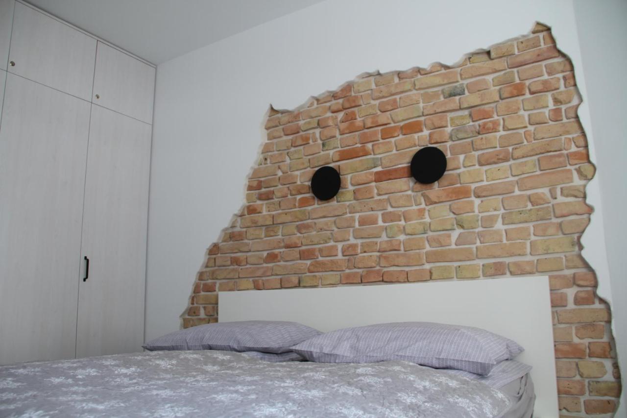シフィノウイシチェApartament "Pod Dwiema Sowami"アパートメント エクステリア 写真